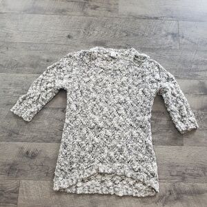 WD.NY White And Black Sweater